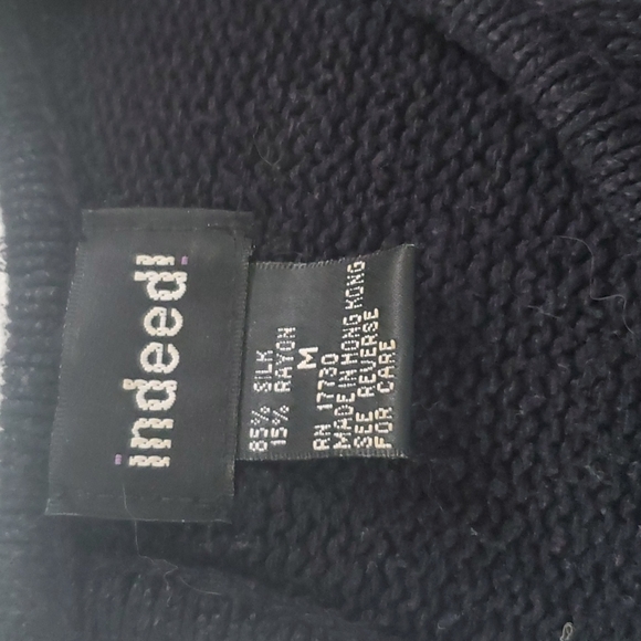 Black sleeveless sweater top - Picture 5 of 5